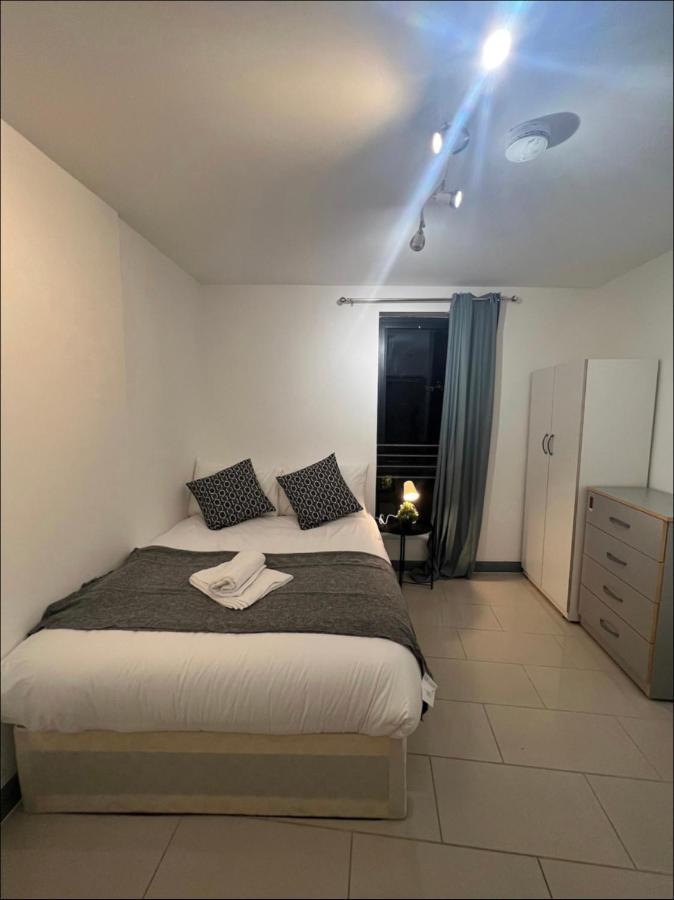 New Build 5 Bedroom In Hackney. Central Лондон Экстерьер фото