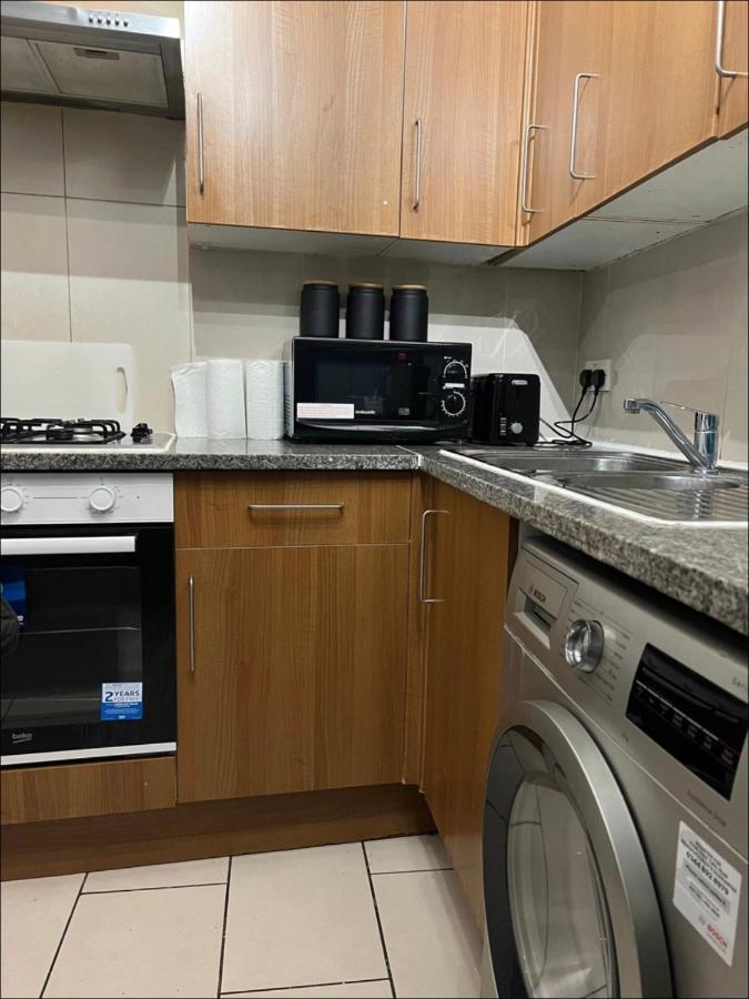 New Build 5 Bedroom In Hackney. Central Лондон Экстерьер фото